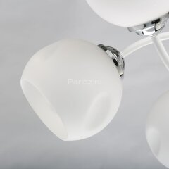 Потолочная люстра DeMarkt 220013406