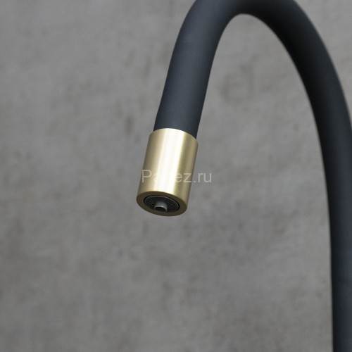 Смеситель Lemark Expert LM5083LGN-Black для кухни c гибким изливом, с подключением к фильтру с питье